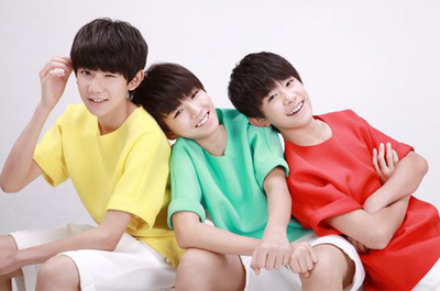 TFBOYS《Heart梦·出发》首唱会举行 tfboys北京演唱会直播