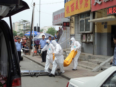 生活极度贫困，母女饿死家中...。 饿死家中