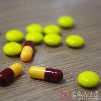 口腔白色念珠菌感染的治疗方法 口腔真菌感染的治疗