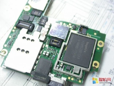 诺基亚Lumia800真正完美越狱教程 诺基亚lumia800价格