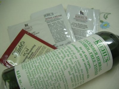 传说中最适合敏感及的温和保湿化妆水——Kiehl'sCucumberHerbal