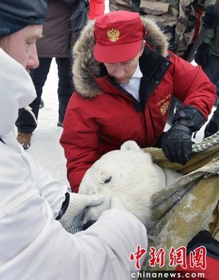 与卫星电话第一次亲密接触 与中国第一次亲密接触