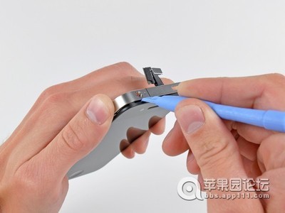 iphone4代拆解详细教程多图！ 一机多图教程