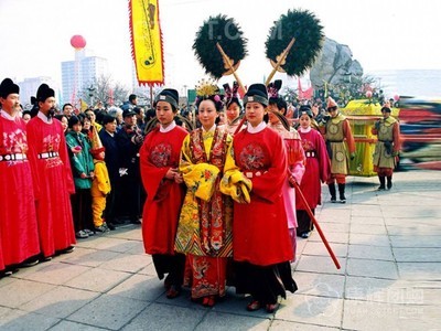 周六日把持年月票族赶出公园！—评北京莲花池公园2012荷花节期间 莲花池公园荷花节