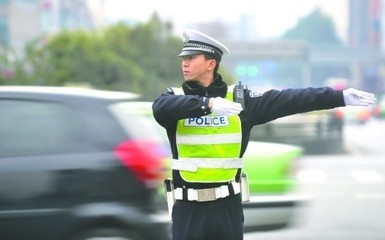 司机必知--最新交警手势图[GIF动画]、驾驶教程[视频] 交警手势