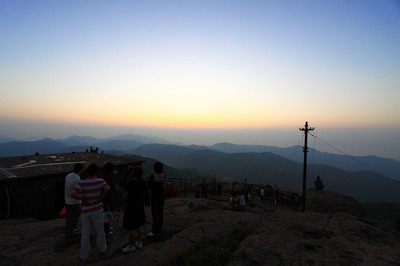 东阳东白山 东阳东白山风景区帐篷