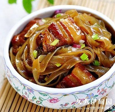 猪肉酸菜炖粉条 猪肉炖粉条的做法