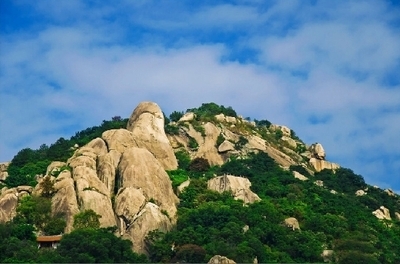 鹤鸣山中云洞岩 云洞岩景区