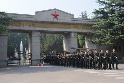 中国人民解放军外国语学院.解放军国际关系学院 解放军国际关系学院女