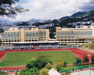 在香港在浸会，你起码要懂这些 香港浸会大学研究生院