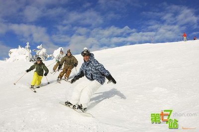 芬兰最大滑雪场有点寒冷有点色 世界最大的室内滑雪场