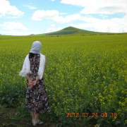 脸上有黑痣的女人妩媚，脚心有黑痣的女人神秘（美人集节选） 脚心黑痣