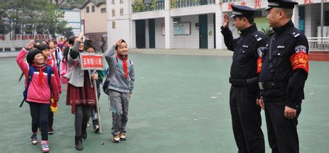  老北京布鞋店 警嫂的第二家布鞋店夭折了