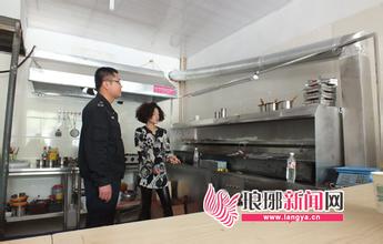  解决空气污染英语作文 烧烤店内空气污染怎么解决？