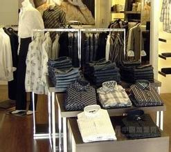  服装零售店 数量 关于服装零售店的思考_做散货还是做专卖?