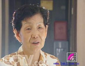  七旬老太起诉离婚 七旬老太完成女儿遗愿出狱后再创业赚到千万!