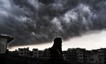  辽宁暴风雨 迎向太平洋的暴风雨