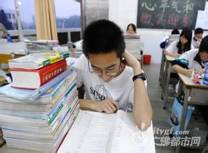  高考学生饮食指南 让所有学生就地高考