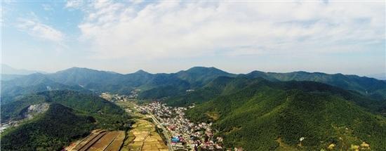  幸福在哪里 电视剧 山在这里，幸福在哪里