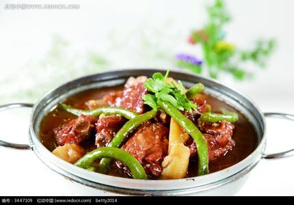 豆角土豆排骨豆瓣酱 排骨芸豆炖土豆