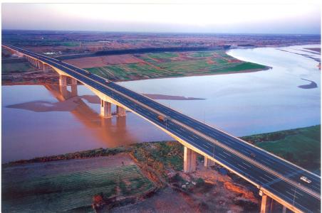 郑州黄河公路大桥 郑州黄河公路大桥-简介，郑州黄河公路大桥-建