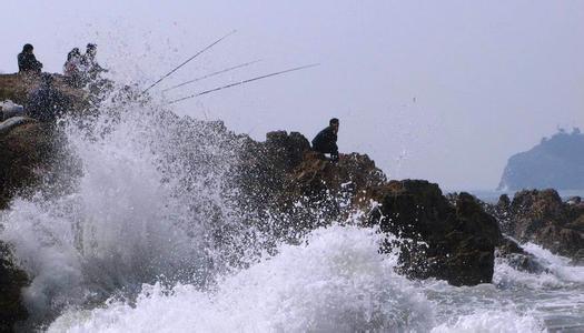 任凭风浪起稳坐钓鱼台 任凭风浪起，稳坐钓鱼台 任凭风浪起，稳坐钓鱼台-简介，任凭风浪