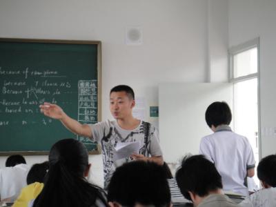 中学学校简介 鳌江中学 鳌江中学-简介，鳌江中学-学校管理