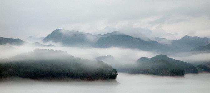 表示雾大的诗句 雾景