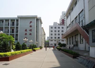 太原大学外语师范学院 太原大学外语师范学院 太原大学外语师范学院-学校简介，太原大学