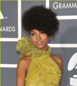 esperanza spalding Esperanza Spalding EsperanzaSpalding-简介，EsperanzaSpaldin