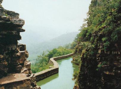 太行山红旗渠 红旗渠[60年代林县从太行山腰修建的引漳入林工程] 红旗渠[60年代