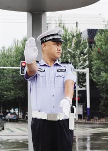 刑警队长剧情介绍 警眼 警眼-制作资料，警眼-剧情介绍