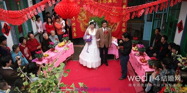 婚礼司仪全套主持词 很特别结婚婚礼主婚词、证婚词、司仪主持词