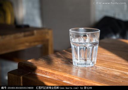 《玻璃杯》 《玻璃杯》-专辑简介