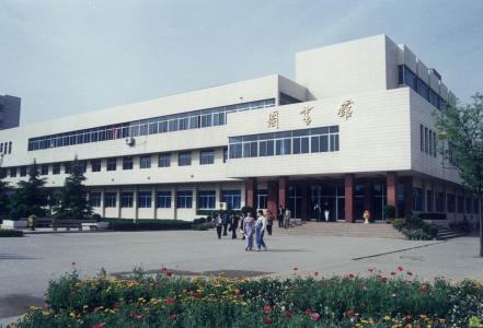 洛阳理工学院图书馆 洛阳理工学院图书馆-馆情概况，洛阳理工学院