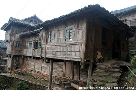 干阑式建筑起源于 干阑 干阑-居住建筑，干阑-不同结构