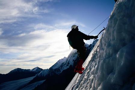 有关登山的图片 登山简介