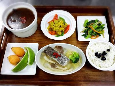 剖腹产后食谱大全表格 剖腹产月子餐食谱大全