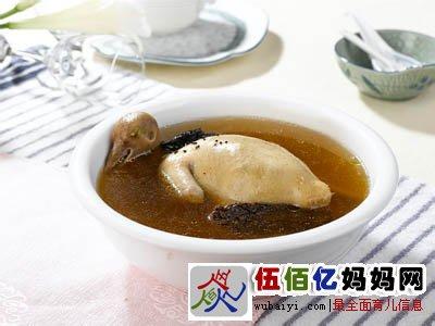 催乳片能使母鸡抱窝吗 产后吃公鸡还是吃母鸡更易催乳？