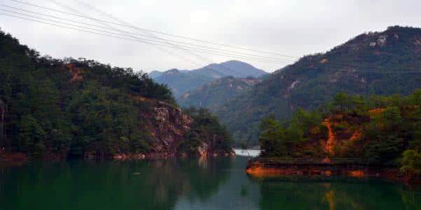 浙江导游词 浙江龙穿峡导游词