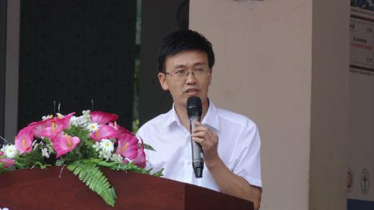 校长开学典礼发言稿 中学校长开学典礼致辞