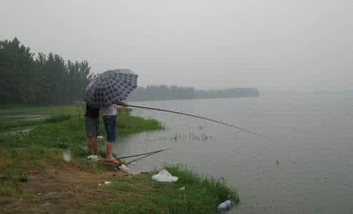 江河垂钓技巧 江河中垂钓有什么诀窍