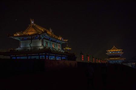 西安晚上拍夜景的地方 西安适合拍摄夜景的地方推荐