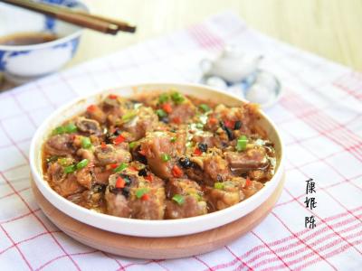 蒜蓉豆豉蒸排骨 港式蒜蓉豆豉蒸排骨的做法