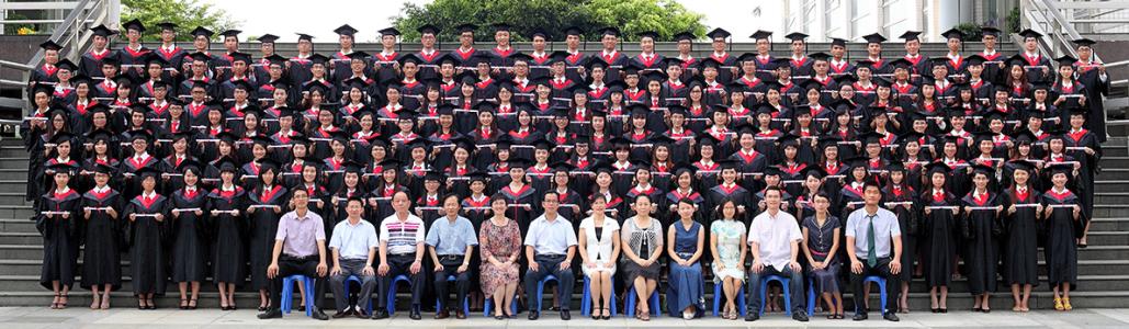 本科毕业生出国 大学本科毕业生自我介绍