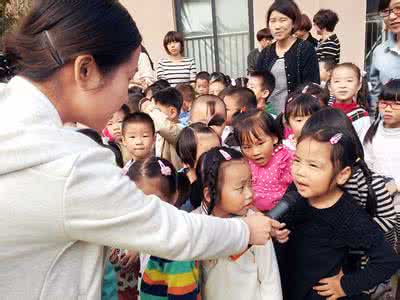 学生国旗下讲话：学会与他人相处