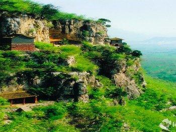 岫岩清凉山风景区 清凉山风景区的景点介绍，去清凉山风景区坐什么车