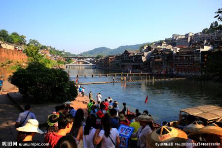 凤凰古城旅游景点推荐 凤凰古城的旅游景点大推荐