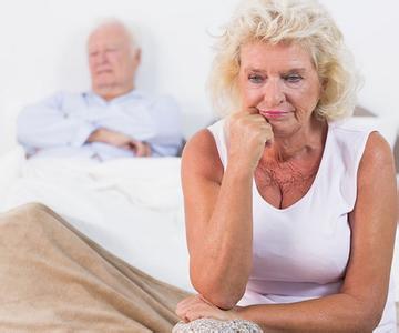 老年人失眠最有效偏方 老年人失眠最好的治疗方法