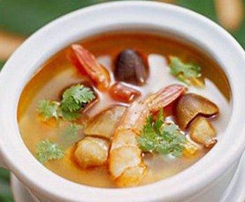 煲汤锅炖鲫鱼多长时间 煲汤多长时间最营养
